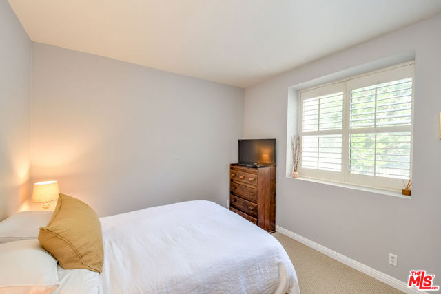 8114 Manitoba Street, Playa del Rey CA: https://media.crmls.org/mediaz/87261bb0-aaf9-46f4-a35c-b16202138276.jpg