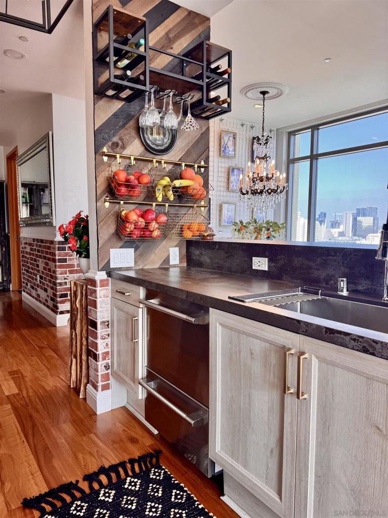 MLS #250036609SD img 6