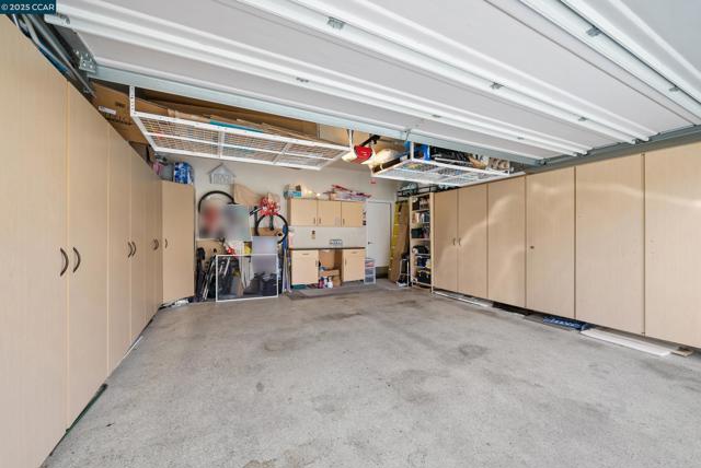 3094 Lakemont Dr, San Ramon CA: https://media.crmls.org/mediaz/87271aeb-d647-4ed4-a507-1c05ec434383.jpg
