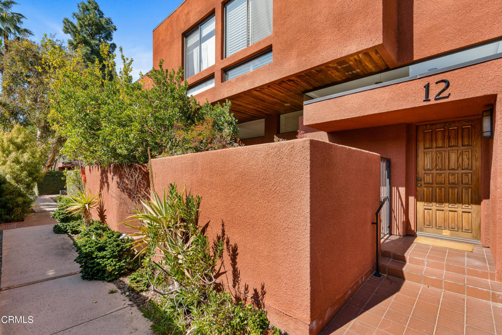 776 S Orange Grove Boulevard 12, Pasadena, CA 91105