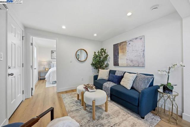 1520 4th st, Richmond CA: https://media.crmls.org/mediaz/87274f32-c2e9-4f76-9391-2685d045625e.jpg