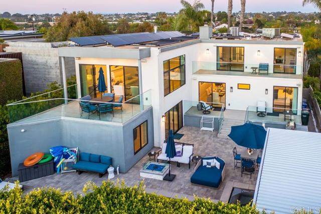 Detail Gallery Image 5 of 36 For 1632 Brahms Rd, Cardiff By The Sea,  CA 92007 - 4 Beds | 4 Baths