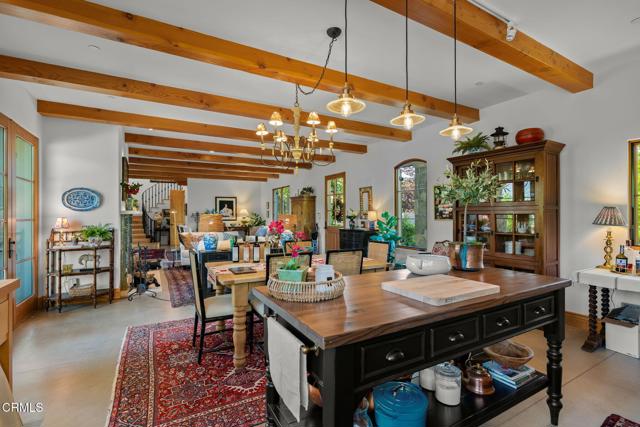 10525 Ojai Santa Paula Road, Ojai CA: https://media.crmls.org/mediaz/872854a0-ae37-44ad-a96c-2a8b4e36d840.jpg