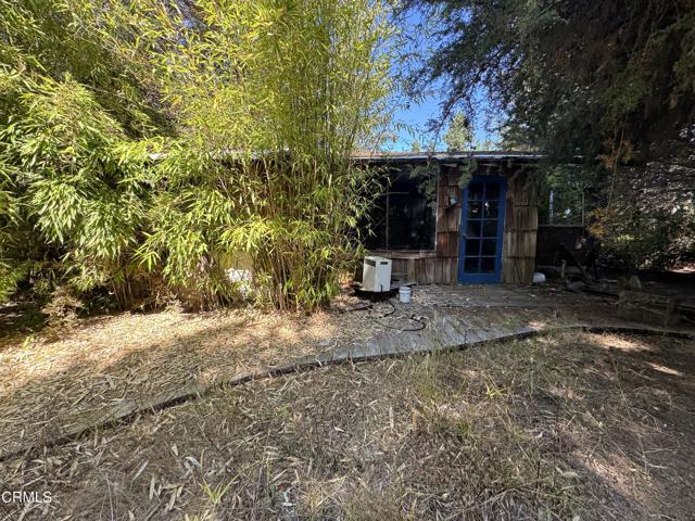 28270 Albion Ridge Road, Albion CA: https://media.crmls.org/mediaz/8728db42-be8d-4fed-b7ac-f917aaad5a43.jpg