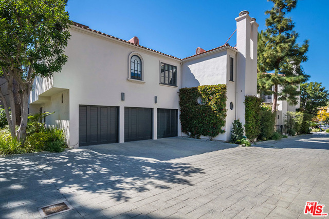 Image 2 for 10253 Century Woods Dr, Los Angeles, CA 90067