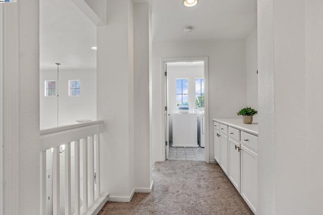 34906 Herringbone Ct, Union City CA: https://media.crmls.org/mediaz/872ad9a0-3f71-4101-9078-4c2a759b4aff.jpg