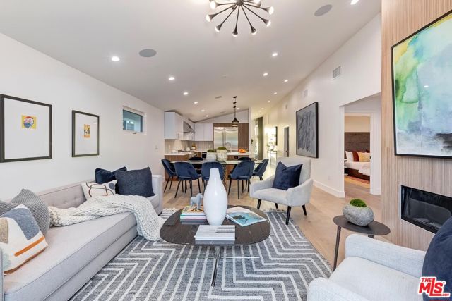 3528 Walnut Avenue, Manhattan Beach, California 90266, 5 Bedrooms Bedrooms, ,3 BathroomsBathrooms,Residential,Sold,Walnut,23238455