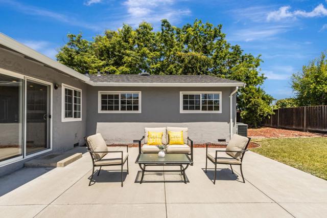602 Azule Avenue, San Jose CA: https://media.crmls.org/mediaz/872ca736-bb82-4162-b17d-ae9f55de66dc.jpg