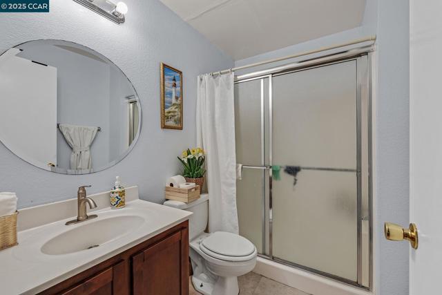 19 Haviland Ct., San Pablo CA: https://media.crmls.org/mediaz/872dc046-7605-4e32-a0dc-4d3560b5d194.jpg
