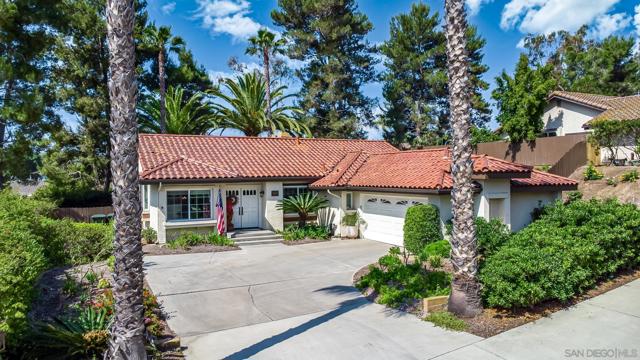 1857 Goldenrod Ln, Vista CA: https://media.crmls.org/mediaz/872e9971-8b42-4bfd-af85-757205409172.jpg