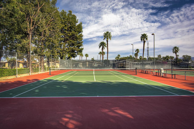 160 Hilligoss Drive, Cathedral City CA: https://media.crmls.org/mediaz/872f5006-a572-4c48-86f9-e6c1403bb32f.jpg