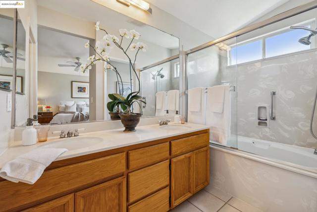 26 Farallon Ct, Richmond CA: https://media.crmls.org/mediaz/872fac64-fec9-4f06-aa8c-c88e2745f4aa.jpg
