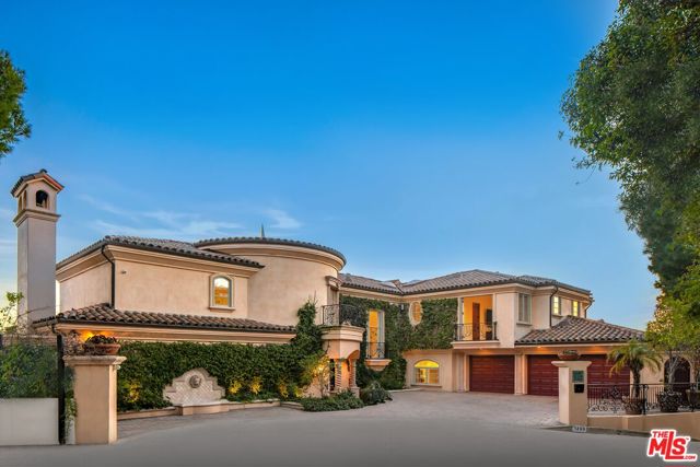 1260 St Ives Place, Los Angeles CA: https://media.crmls.org/mediaz/872fbdf7-504c-455e-aa27-2110254f46f2.jpg
