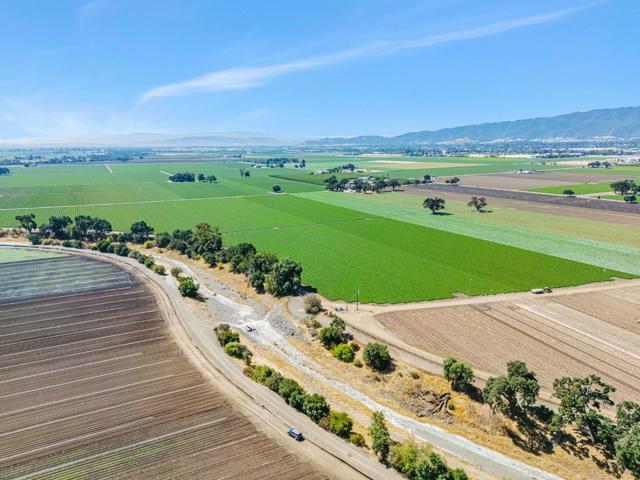 0 Marcella Avenue, Gilroy CA: https://media.crmls.org/mediaz/87322aef-77b0-45aa-9133-8f4ddb92cda2.jpg