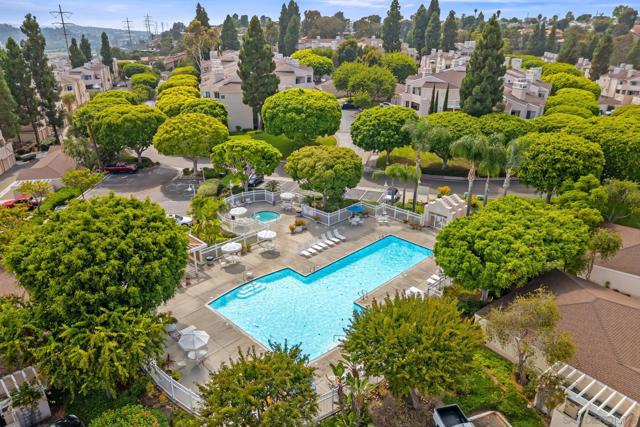 7283 Camino Degrazia, San Diego CA: https://media.crmls.org/mediaz/8732e9ff-2975-481d-bda5-a830a7c06dd2.jpg