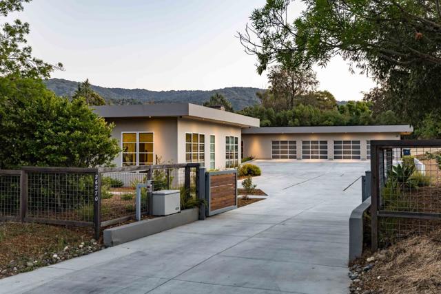 26270 Purissima Road, Los Altos Hills CA: https://media.crmls.org/mediaz/8733bc22-8dbd-4496-ada4-e971f3bc0464.jpg