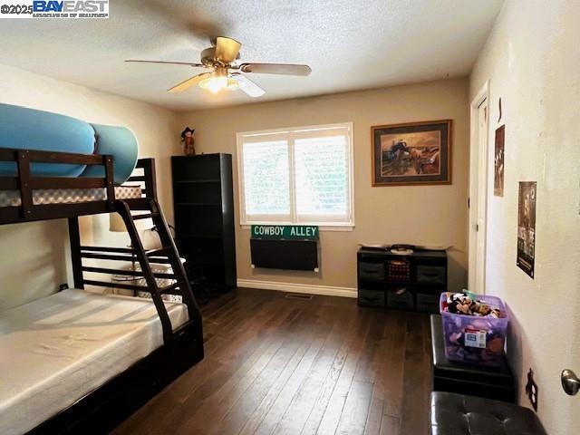 25025 State Highway 88, Pioneer CA: https://media.crmls.org/mediaz/8733cec0-63be-4d43-b5fd-7d2f4e199c5b.jpg