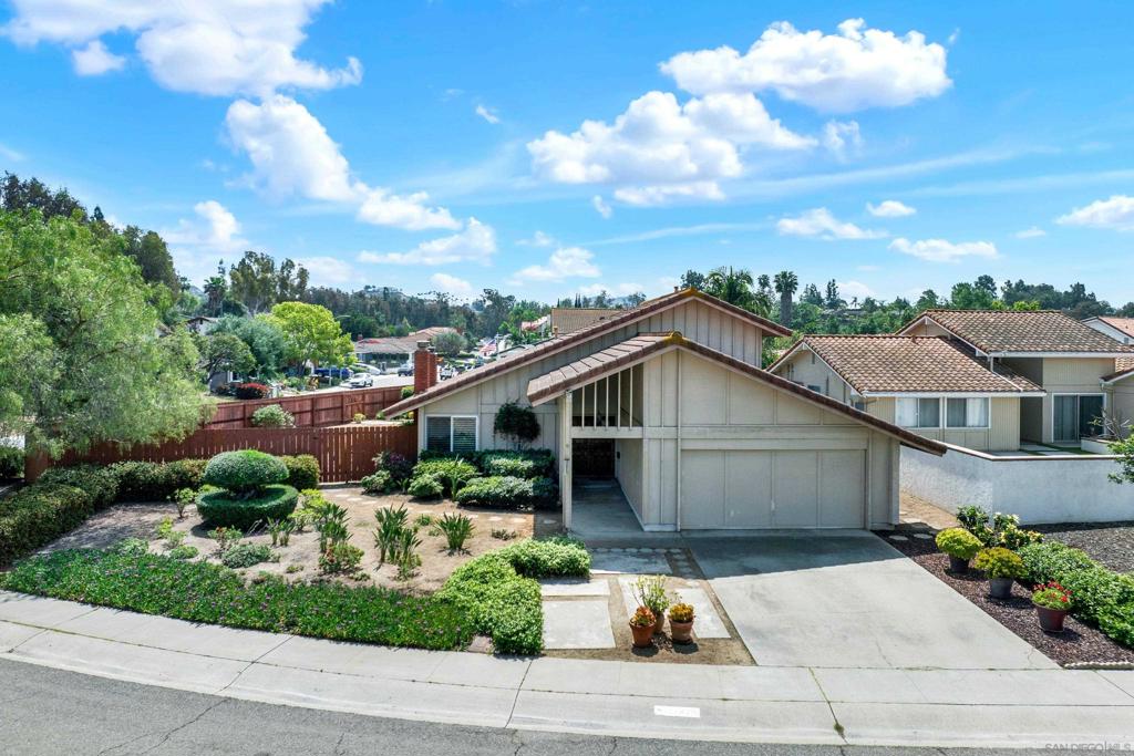 12475 Floresta Way - photo 2