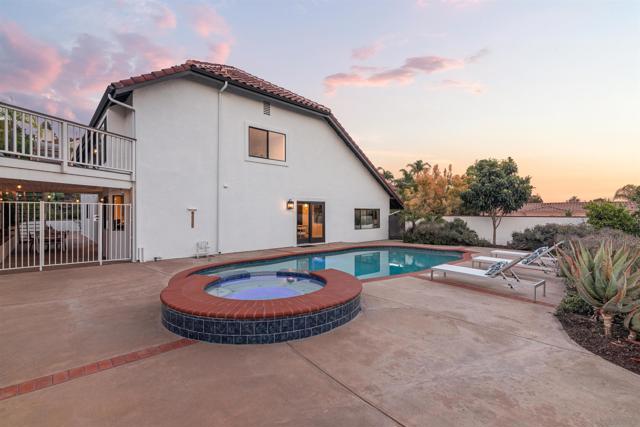 5838 Yokohama Ct, San Diego CA: https://media.crmls.org/mediaz/87342c0b-b033-49a3-aa41-25078290c439.jpg