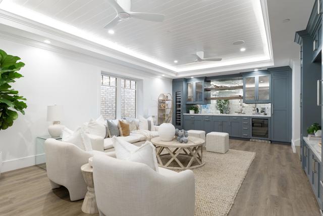 462 & 466 Westbourne St., La Jolla CA: https://media.crmls.org/mediaz/87358970-7d29-49cc-9508-7a74ae2fca90.jpg