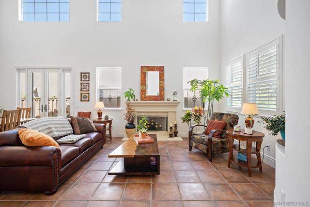 3243 Avenida Aragon, Carlsbad CA: https://media.crmls.org/mediaz/873687fe-c065-42ed-82b9-9b2e925bcdf1.jpg