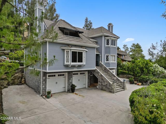 1561 Lookout Drive, Agoura Hills CA: https://media.crmls.org/mediaz/87373e52-e77f-4a2a-b01a-8e87c5a78ae9.jpg