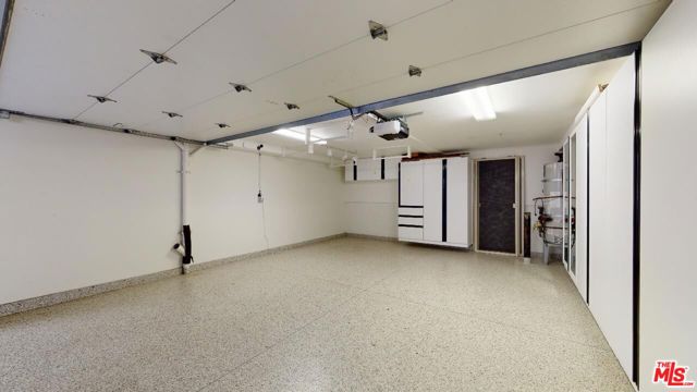 642 Hermosa Avenue, Hermosa Beach CA: https://media.crmls.org/mediaz/87379c73-5e89-4463-bf41-ac80046be3bb.jpg