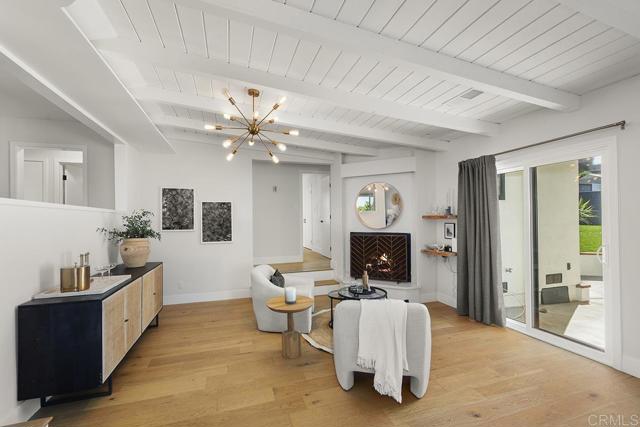 Detail Gallery Image 12 of 55 For 4443 Del Monte Ave, San Diego,  CA 92107 - 3 Beds | 2 Baths