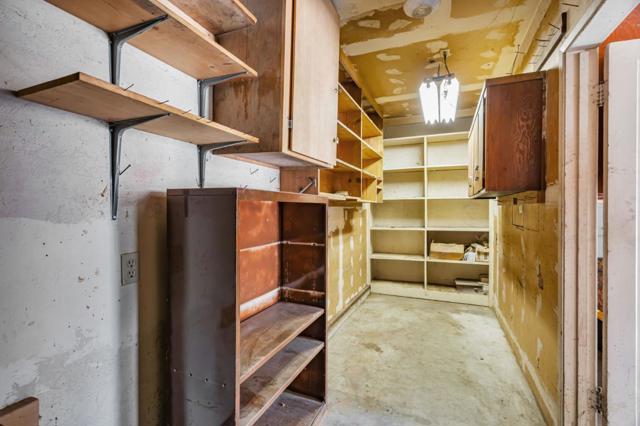 93 Alexander Court, San Jose CA: https://media.crmls.org/mediaz/87385257-5593-4e72-a087-2953b66aeb0c.jpg
