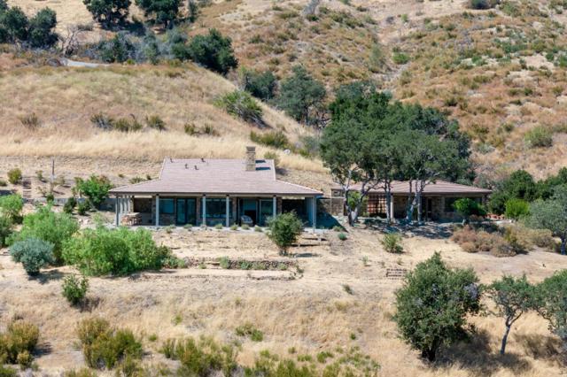 38 Asoleado Drive, Carmel Valley CA: https://media.crmls.org/mediaz/8739b702-cc80-4db7-8256-1e6d8d079a83.jpg