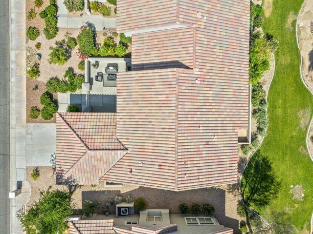 78352 Yucca Blossom Drive, Palm Desert CA: https://media.crmls.org/mediaz/873a1165-38a4-4483-9ba2-58ec888a4ddf.jpg