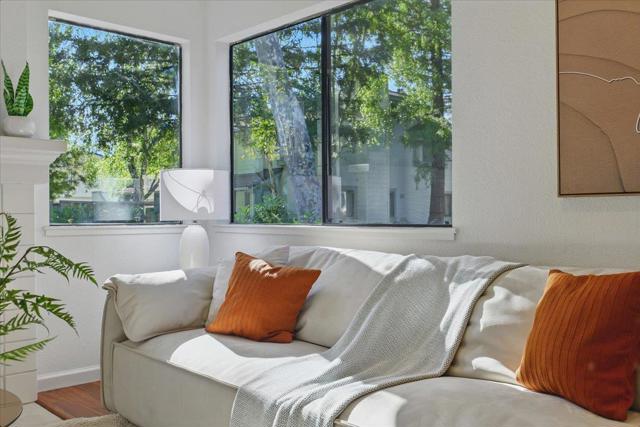 34791 Dorado, Fremont CA: https://media.crmls.org/mediaz/873ab9a5-e1e0-4cd2-a1b0-eafe25535e0a.jpg