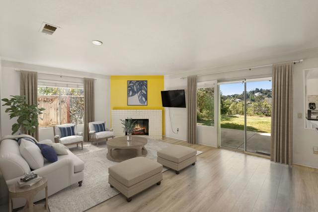 2332 Back Nine St, Oceanside CA: https://media.crmls.org/mediaz/873ac6c1-bd91-4500-b417-c3bcd9bdee32.jpg