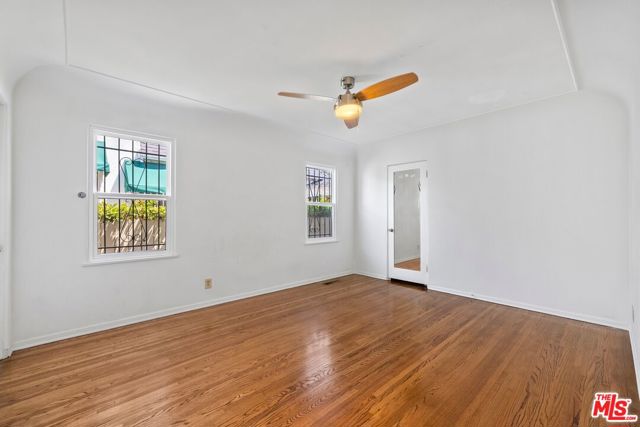 133 N Alta Vista Boulevard, Los Angeles CA: https://media.crmls.org/mediaz/873b70e7-2d6a-4d7c-a49a-b08aeda2aabd.jpg
