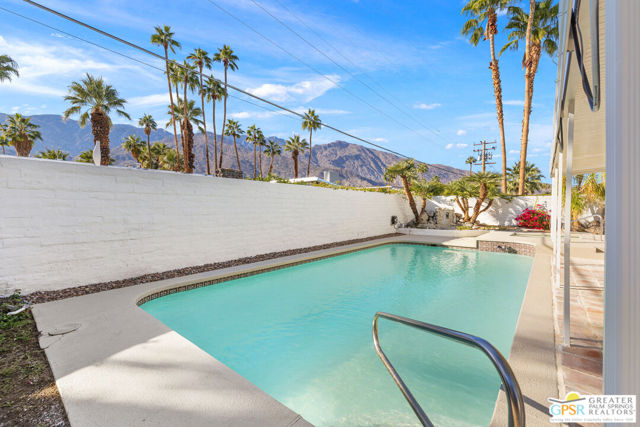 1983 S Yucca Place, Palm Springs CA: https://media.crmls.org/mediaz/873bbc7f-2c47-4317-b310-0b8cbe2451f7.jpg