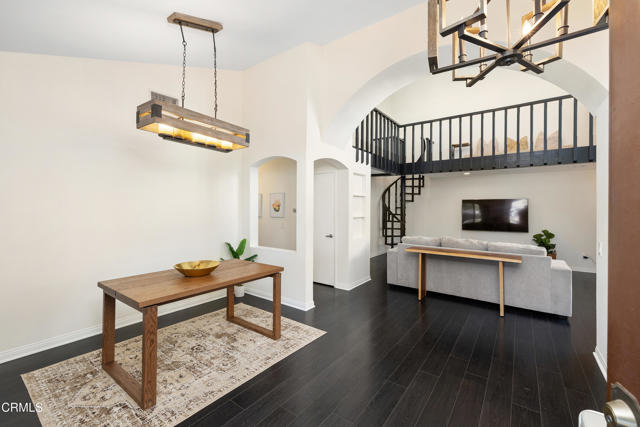 Detail Gallery Image 4 of 27 For 8231 Mason Ave #E,  Winnetka,  CA 91306 - 2 Beds | 2 Baths