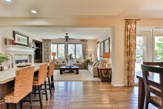Detail Gallery Image 4 of 29 For 10518 Black Opal Rd, San Diego,  CA 92127 - 5 Beds | 4 Baths