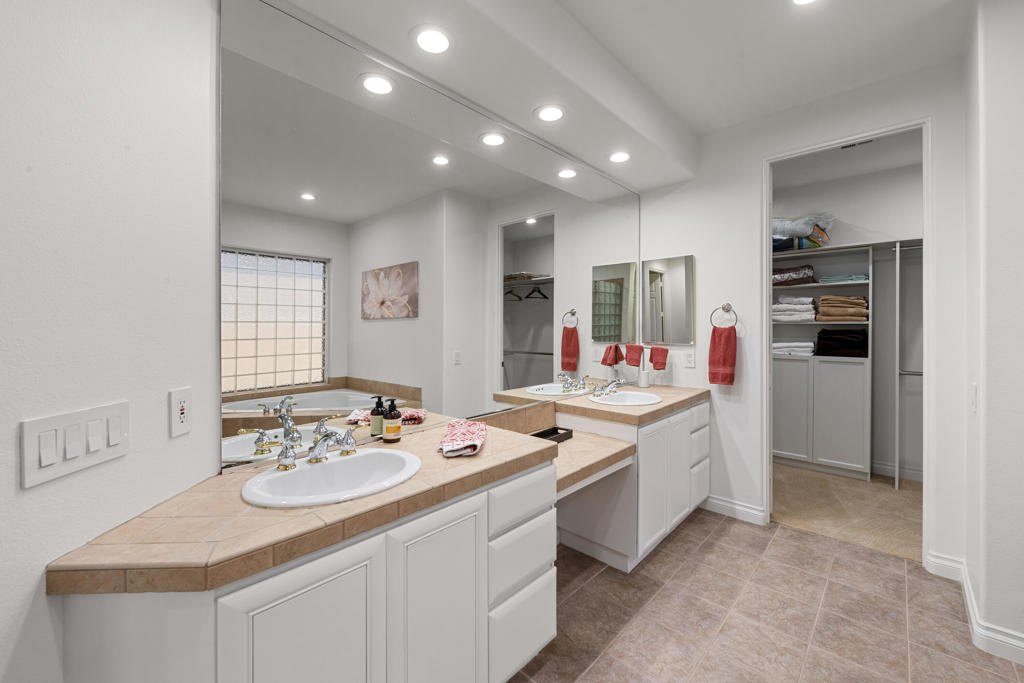 MLS #219129219DA img 16