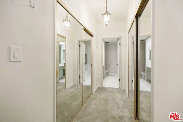 8568 Burton Way, Los Angeles CA: https://media.crmls.org/mediaz/873f942a-4990-42f6-bba1-20be8e4a1dbf.jpg