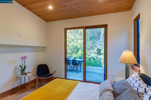 Image 13 of 30 For 5924 Park Ave