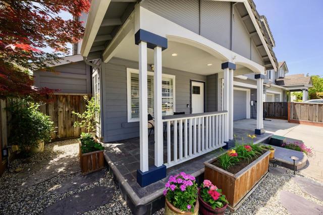 141 Navigator Drive, Scotts Valley CA: https://media.crmls.org/mediaz/87414cfc-47cc-4066-b72b-bcdad0b52b93.jpg
