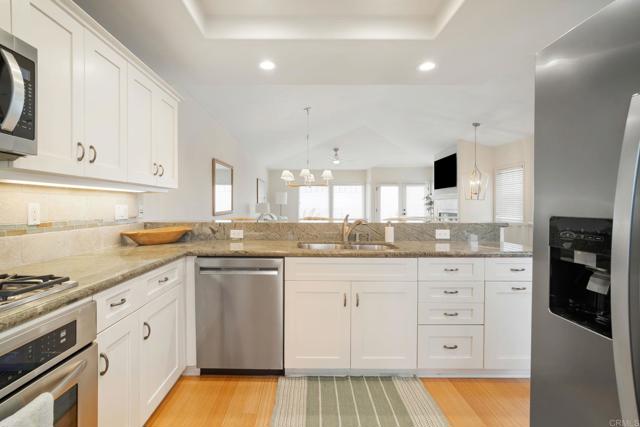 2010 Cambridge Avenue, Cardiff by the Sea CA: https://media.crmls.org/mediaz/8741f57c-73c3-4f77-a5c6-d2668532b7d5.jpg