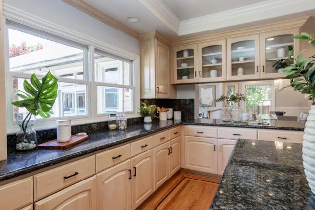 510 Oak Park Way, Redwood City CA: https://media.crmls.org/mediaz/87427565-37e5-470d-9729-2335ca108f42.jpg