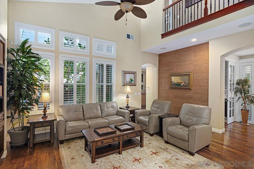 MLS #250034365SD img 4