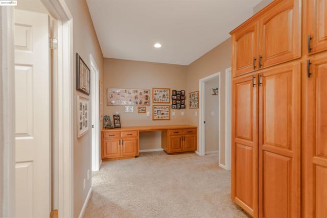3438 Keystone Loop, Discovery Bay CA: https://media.crmls.org/mediaz/87443848-4773-4093-a225-22d4f22c2cc0.jpg
