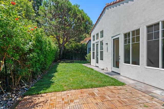 Detail Gallery Image 58 of 75 For 2327 Falkirk Row, La Jolla,  CA 92037 - 3 Beds | 3/1 Baths