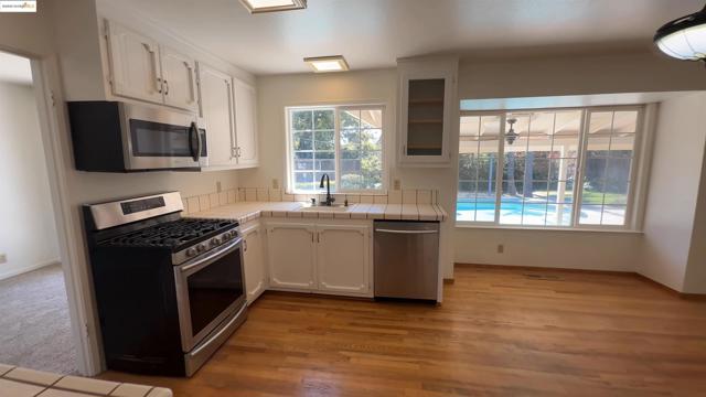 435 Discovery Bay Blvd, Discovery Bay CA: https://media.crmls.org/mediaz/8745354f-6c1b-4dca-8622-d3e69608ecae.jpg
