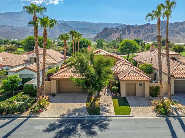 57205 Merion, La Quinta CA: https://media.crmls.org/mediaz/87469b9a-113d-4797-ab90-87c281d7cf45.jpg