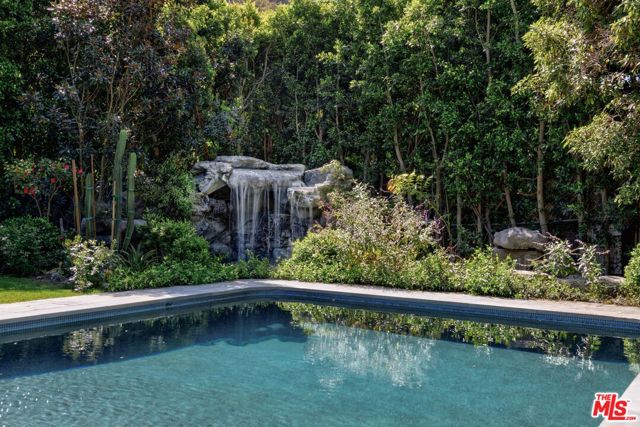 1857 Benedict Canyon Drive, Beverly Hills CA: https://media.crmls.org/mediaz/874712e9-3959-429d-b125-5c28506e742c.jpg