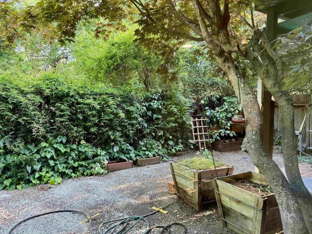 148 Ascot Ct, Moraga CA: https://media.crmls.org/mediaz/8747165d-dfb8-45f3-b5fb-074527affe00.jpg